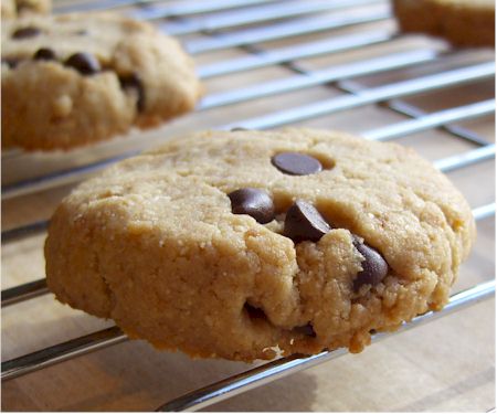 Gluten-Free and Vegan Maple Cashew Cookies