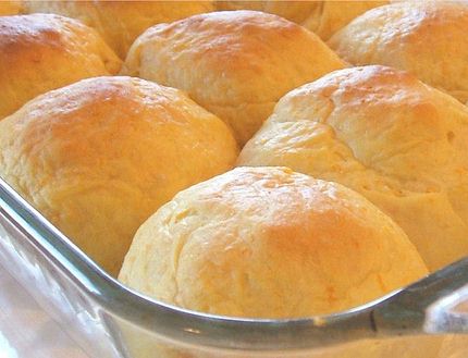 Tender Squash Dinner Rolls from Go Dairy Free
